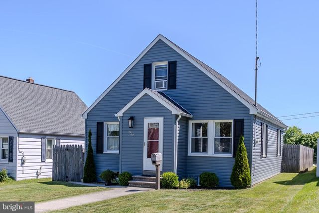 822 MCALLISTER ST, Hanover, PA 17331
