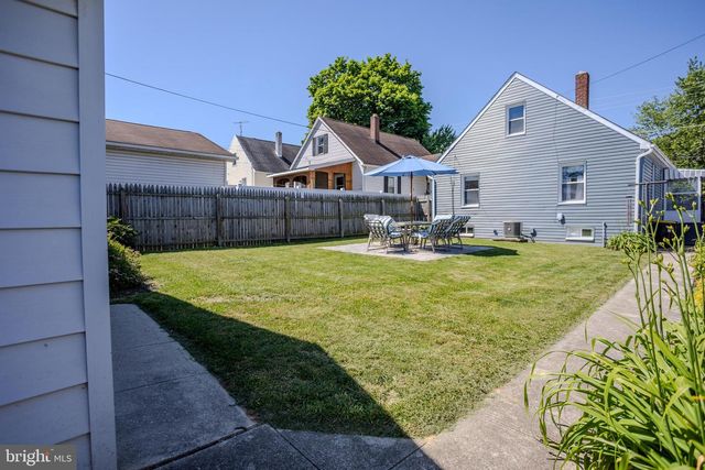 822 MCALLISTER ST, Hanover, PA 17331