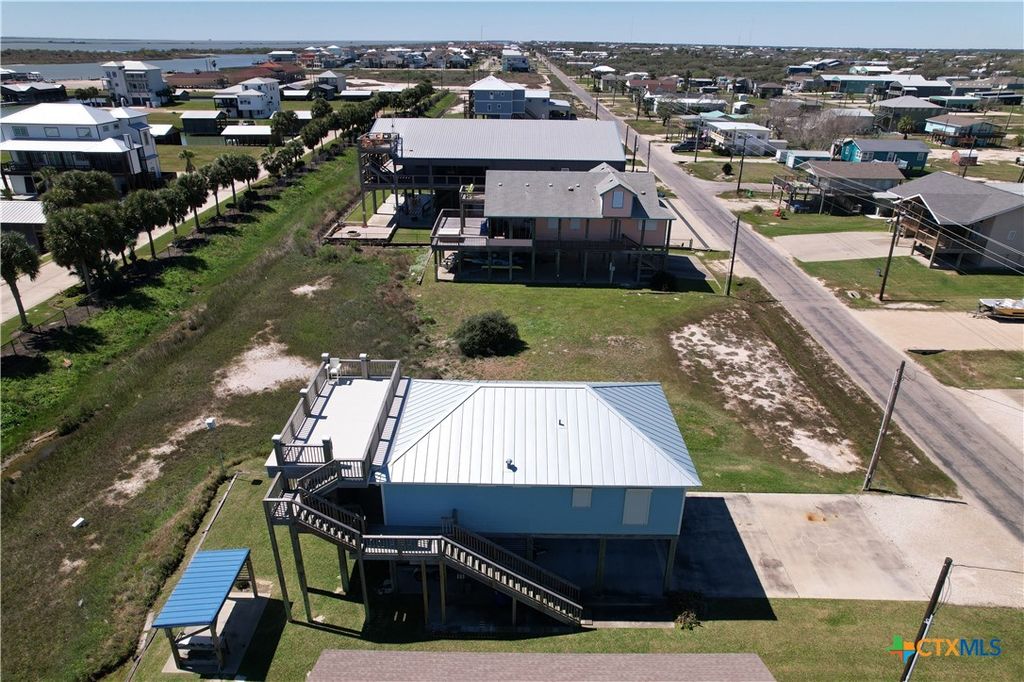 Image 13 of property listing at 403 W Maple Street, Port O'connor, TX 77982