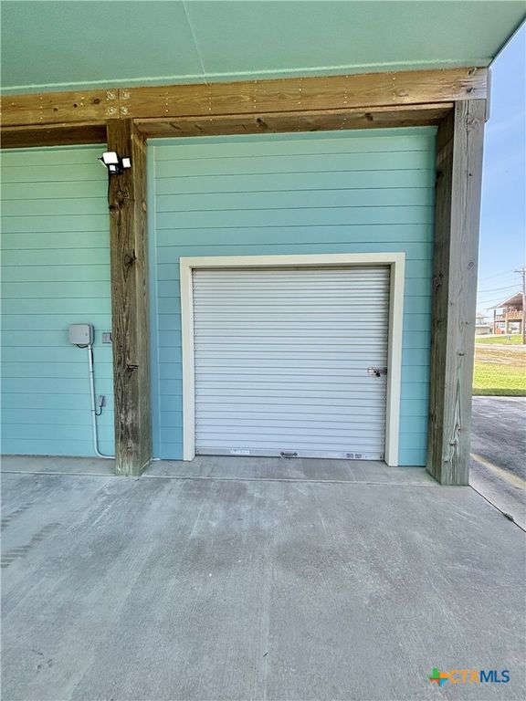 Image 36 of property listing at 403 W Maple Street, Port O'connor, TX 77982