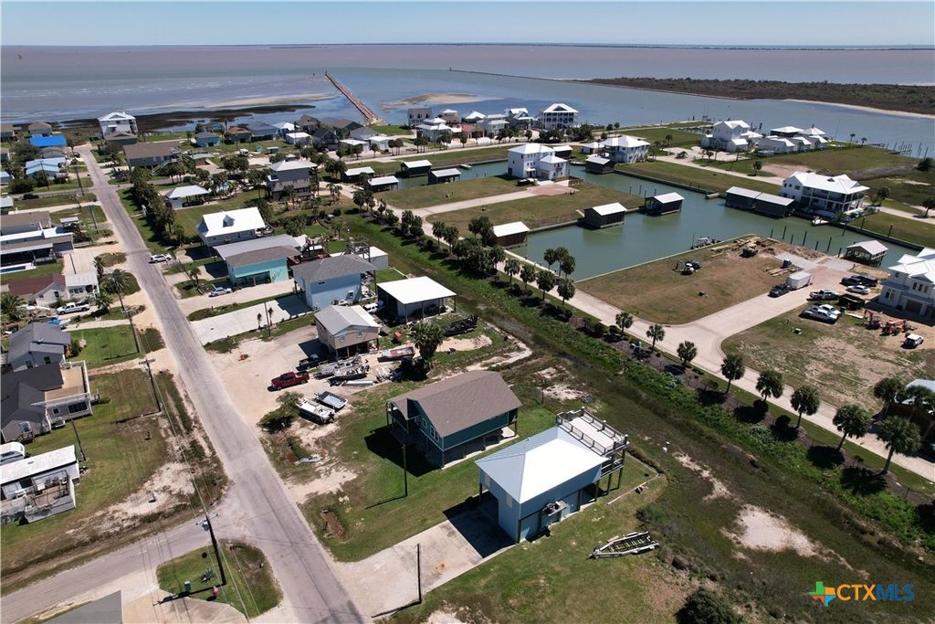 Image 39 of property listing at 403 W Maple Street, Port O'connor, TX 77982