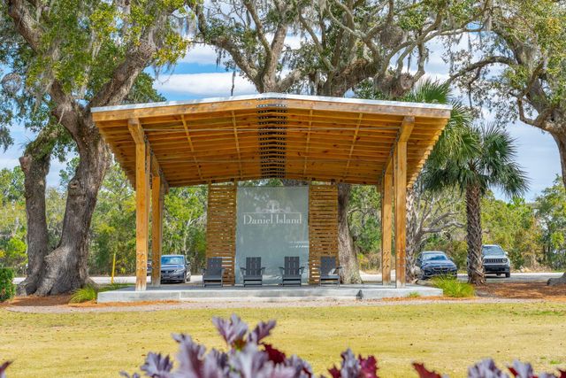 145 Pier View Street 114, Charleston, SC 29492