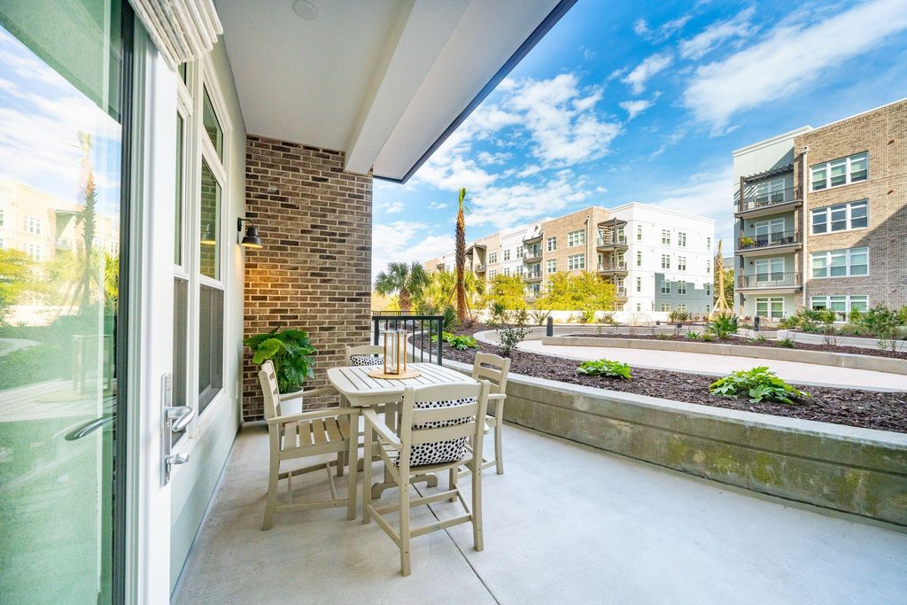 145 Pier View Street 114, Charleston, SC 29492