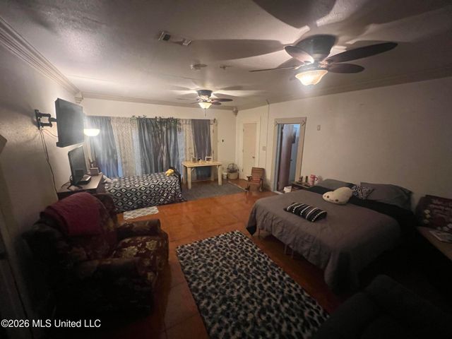 214 Querens Avenue, Biloxi, MS 39530