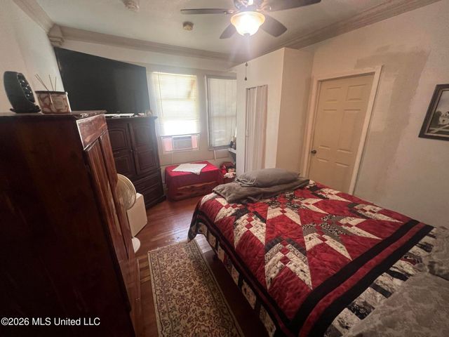 214 Querens Avenue, Biloxi, MS 39530