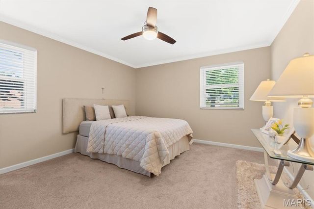 5 Delcrest Court 101, St Louis, MO 63124
