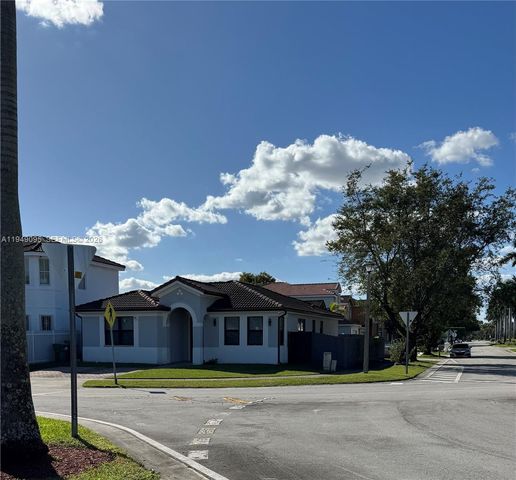 24204 SW 109th Path, Homestead, FL 33032