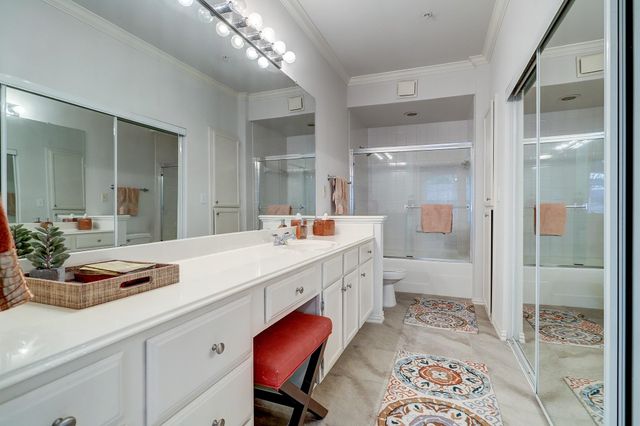 2111 Welch Street A129, Houston, TX 77019