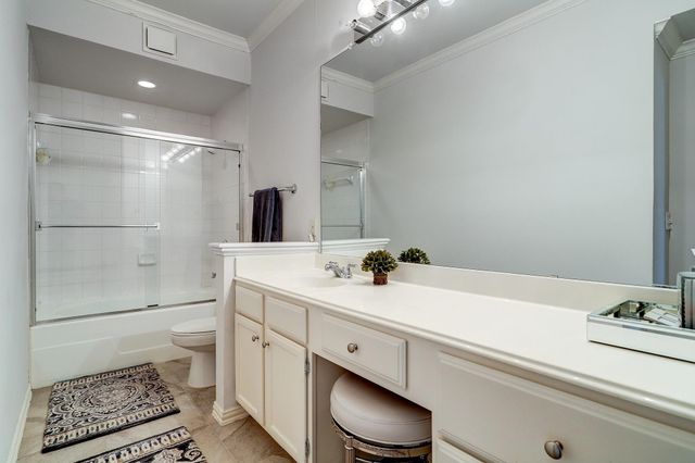 2111 Welch Street A129, Houston, TX 77019