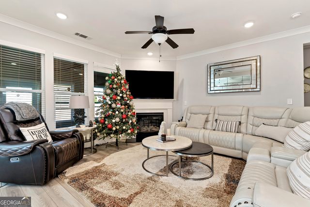 6968 Manchester Drive, Flowery Branch, GA 30542