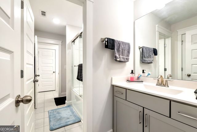 6968 Manchester Drive, Flowery Branch, GA 30542