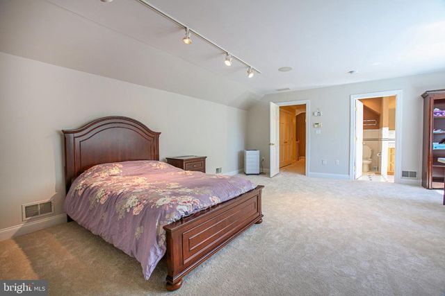 51 GRASMERE WAY, Princeton, NJ 08540