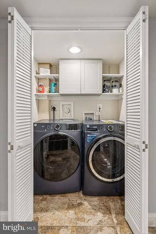 7137 PARKVIEW AVE, Falls Church, VA 22042