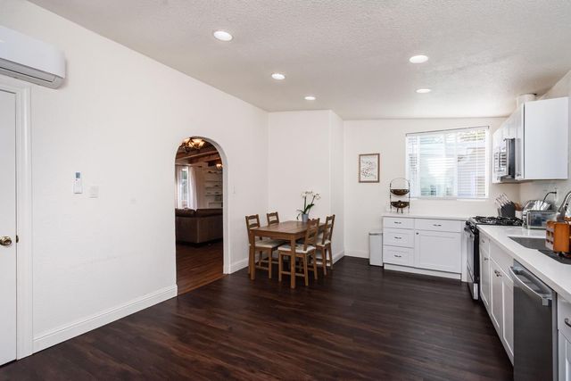 3838 Circle Dr, Loomis, CA 95650