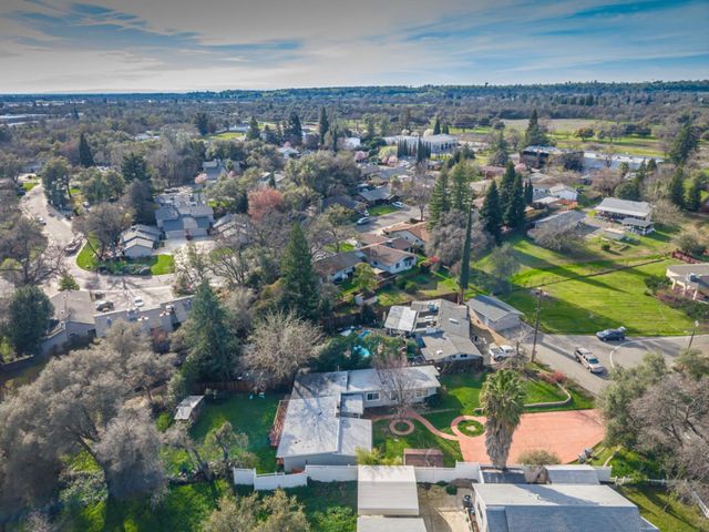 3838 Circle Dr, Loomis, CA 95650