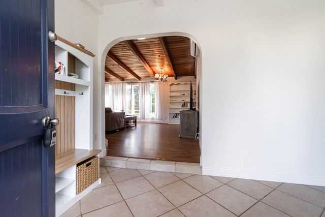 3838 Circle Dr, Loomis, CA 95650