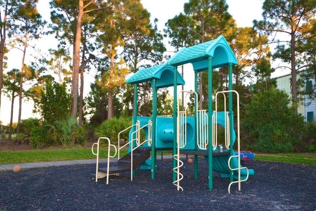 3392 SW Porpoise Circle, Stuart, FL 34997