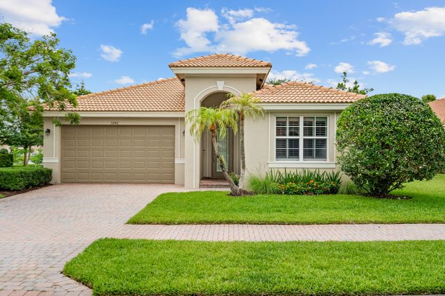 3392 SW Porpoise Circle, Stuart, FL 34997