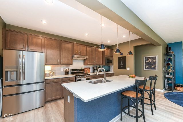 927 Tuxedo Drive, Westfield, IN 46074
