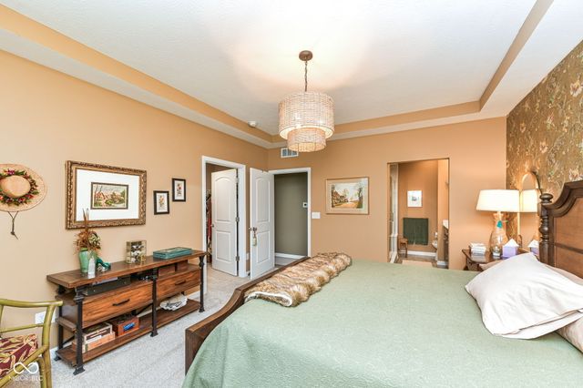 927 Tuxedo Drive, Westfield, IN 46074