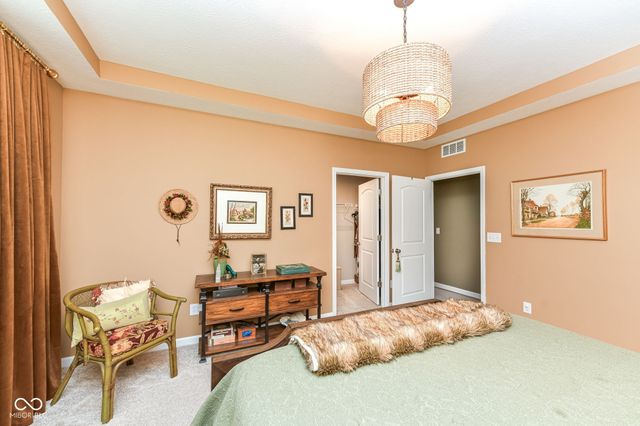 927 Tuxedo Drive, Westfield, IN 46074
