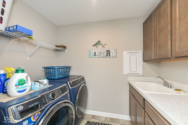 927 Tuxedo Drive, Westfield, IN 46074