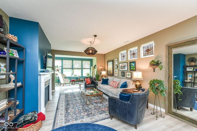 927 Tuxedo Drive, Westfield, IN 46074