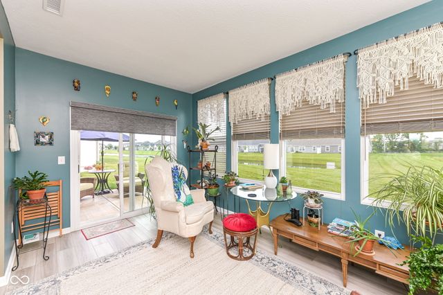 927 Tuxedo Drive, Westfield, IN 46074