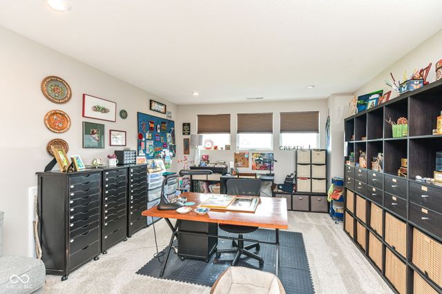 927 Tuxedo Drive, Westfield, IN 46074