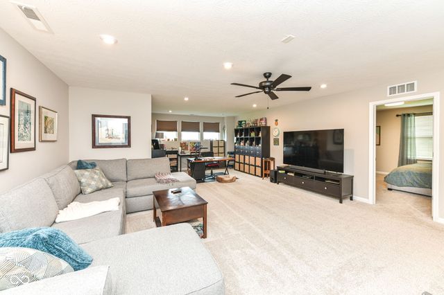 927 Tuxedo Drive, Westfield, IN 46074
