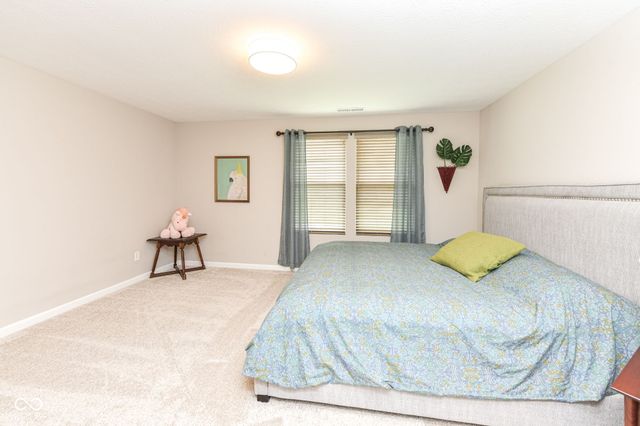 927 Tuxedo Drive, Westfield, IN 46074