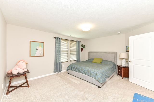 927 Tuxedo Drive, Westfield, IN 46074