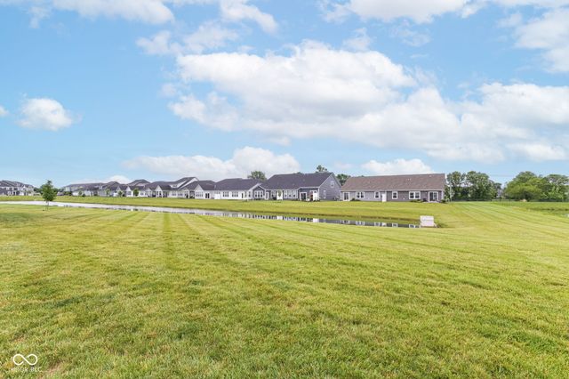 927 Tuxedo Drive, Westfield, IN 46074