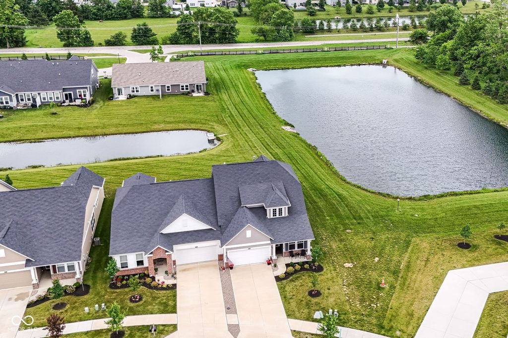 927 Tuxedo Drive, Westfield, IN 46074