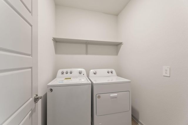 237 Ashford ST, San Marcos, TX 78666