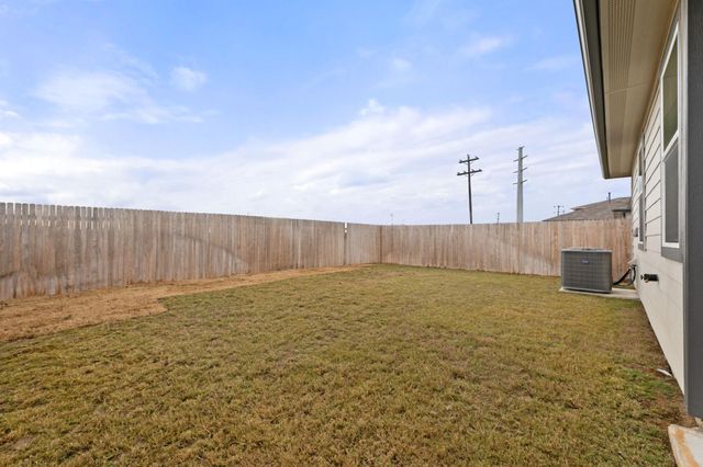 237 Ashford ST, San Marcos, TX 78666