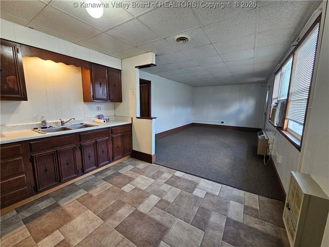 276 Frost Lane, Gallipolis Ferry, WV 25515