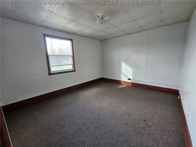 276 Frost Lane, Gallipolis Ferry, WV 25515