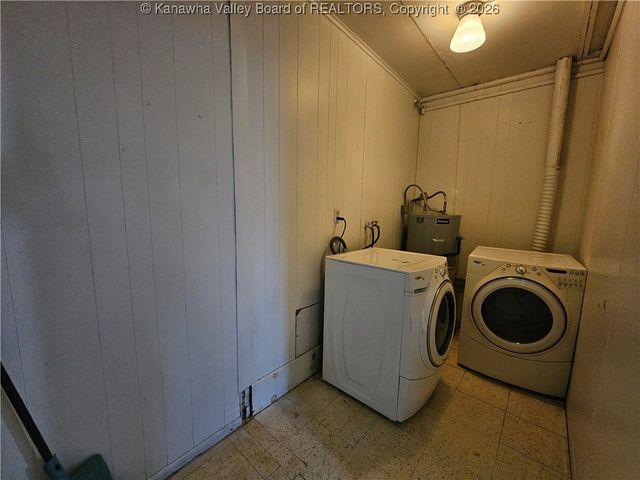 276 Frost Lane, Gallipolis Ferry, WV 25515