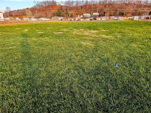 276 Frost Lane, Gallipolis Ferry, WV 25515