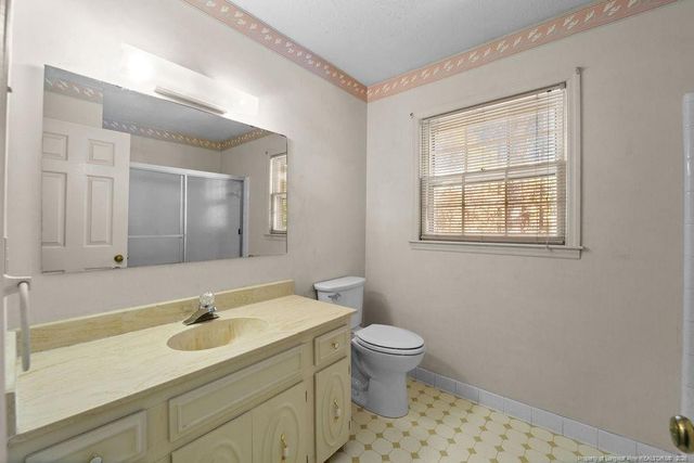 2123 Clinchfield Drive, Fayetteville, NC 28304