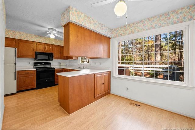 2123 Clinchfield Drive, Fayetteville, NC 28304