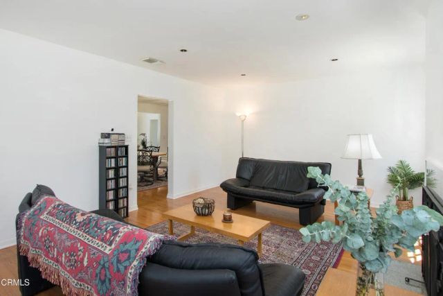 1818 Roosevelt, Altadena, CA 91001
