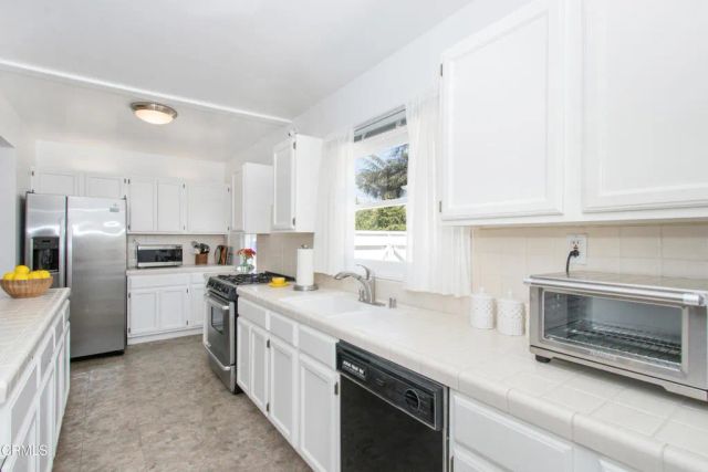1818 Roosevelt, Altadena, CA 91001