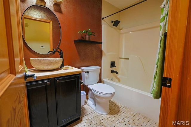 554 Prentice Drive, St Peters, MO 63376
