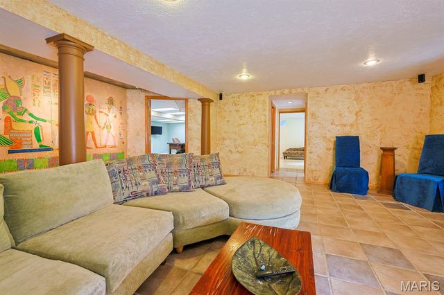 554 Prentice Drive, St Peters, MO 63376