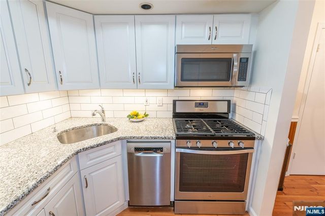 1406 Faulkner Court, Mahwah, NJ 07430