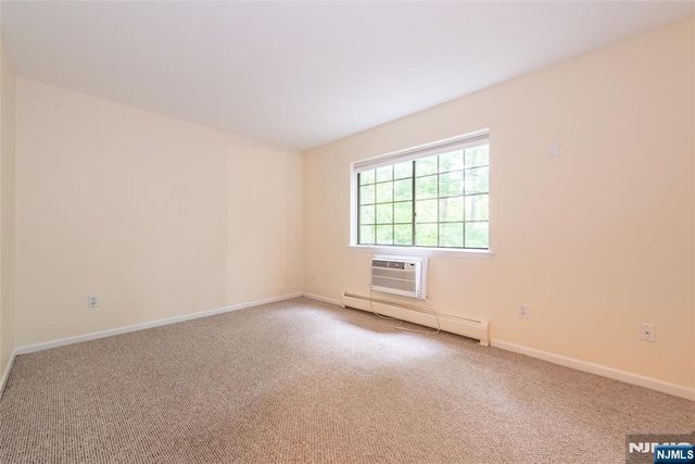 1406 Faulkner Court, Mahwah, NJ 07430