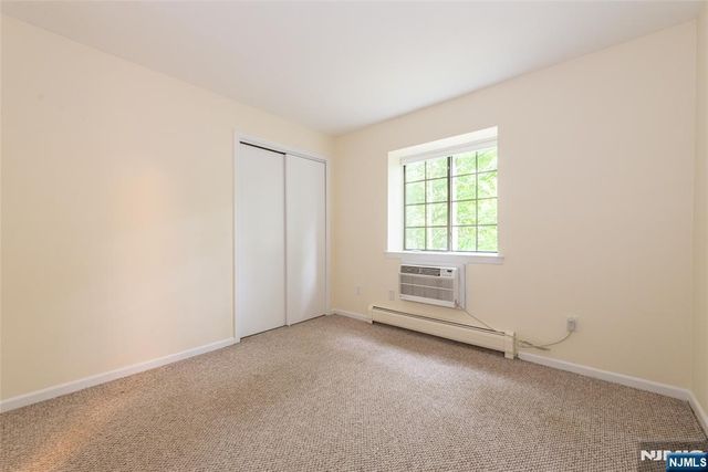 1406 Faulkner Court, Mahwah, NJ 07430