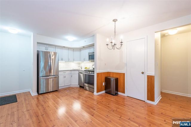1406 Faulkner Court, Mahwah, NJ 07430